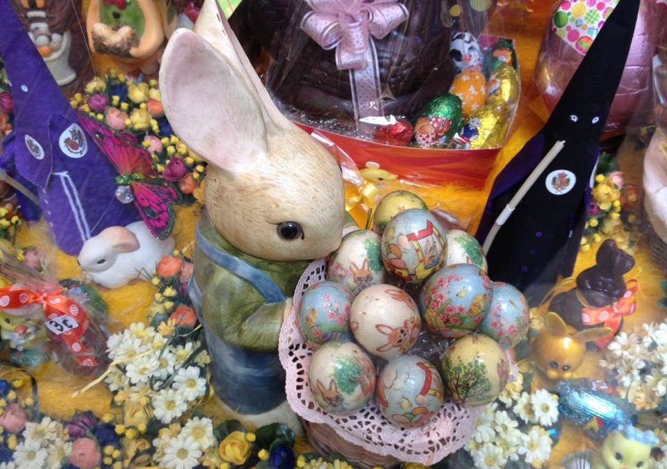 The Easter Bunny with his friends are in the chocolate shop!