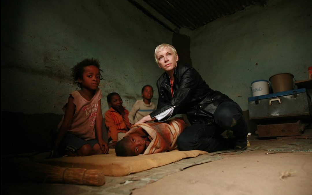 Read online: Annie Lennox sheds light on HIV/AIDS