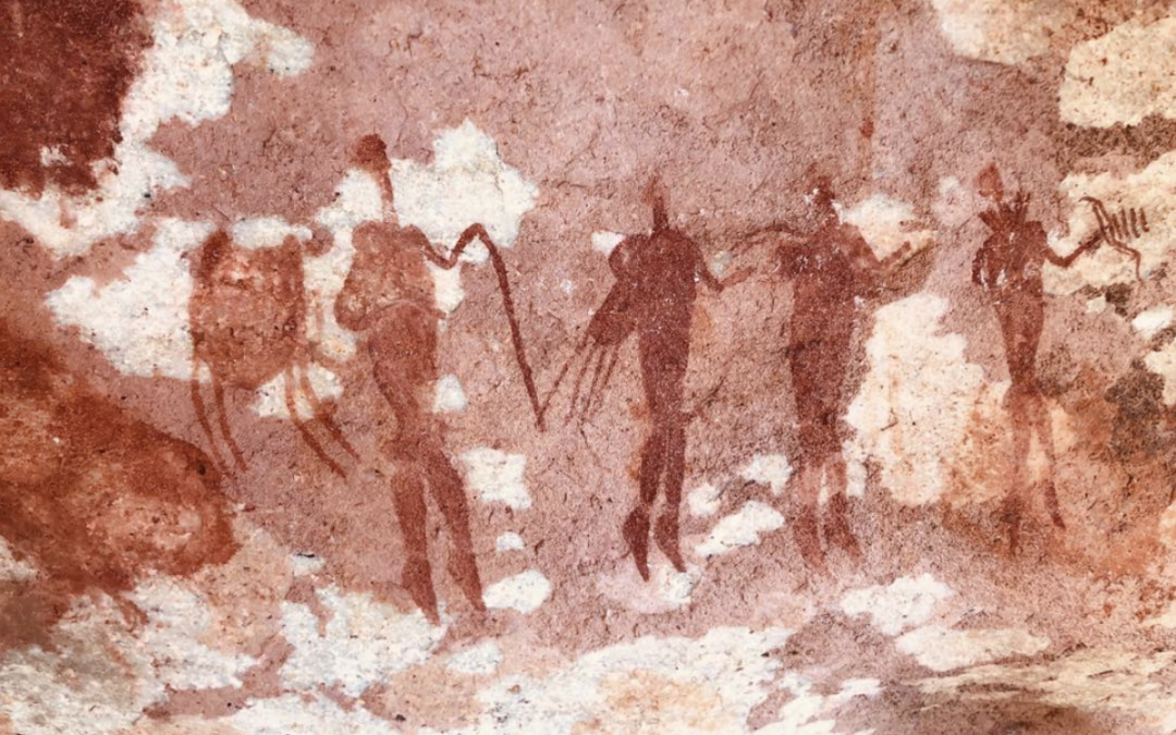 Astonishing ancient cave wall paintings over 10,000 years old..