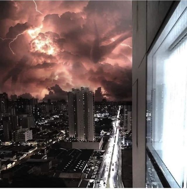 Earlier this morning a dear Brazilian friend of mine sent me a news report from a São Paulo news report – the skies are darkened in the daylight hours as a result of the forest fires miles away in the Amazon jungle.. This is absolutely horrendous.. An apocalyptic vision.. There’s no other way to describe it. If anyone is reading this from Brazil, Rio de Janiero or San Paulo could you let us know what’s happening?